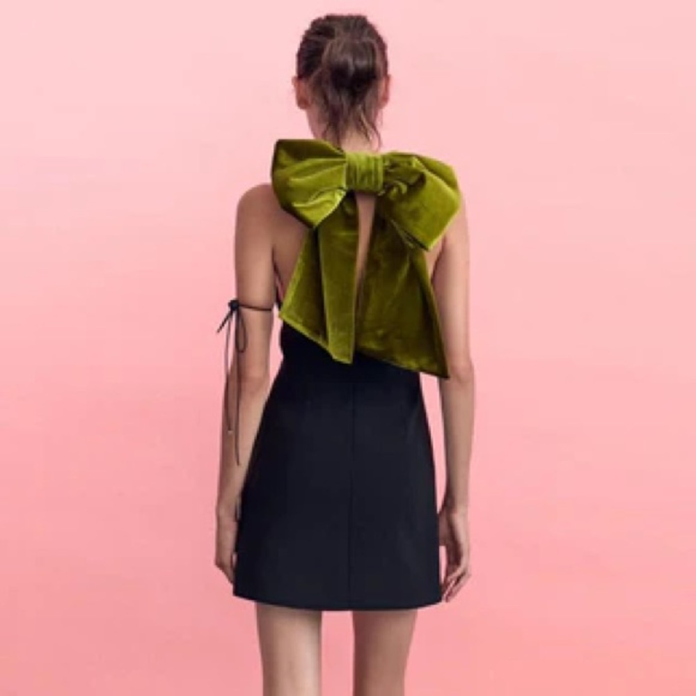 ZARA Black Mini Dress w Large Green Velvet Bow NWT XS